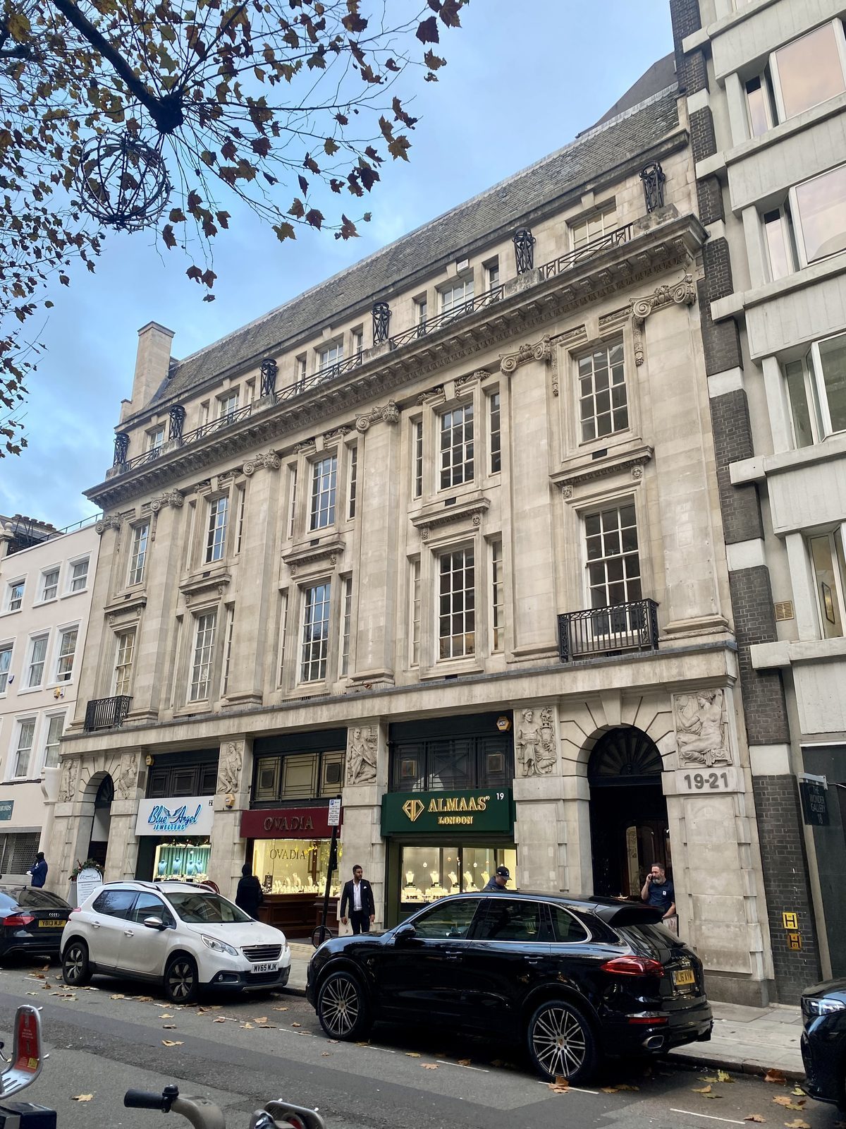 Assalto a Hatton Garden: O Golpe dos Idosos em Londres